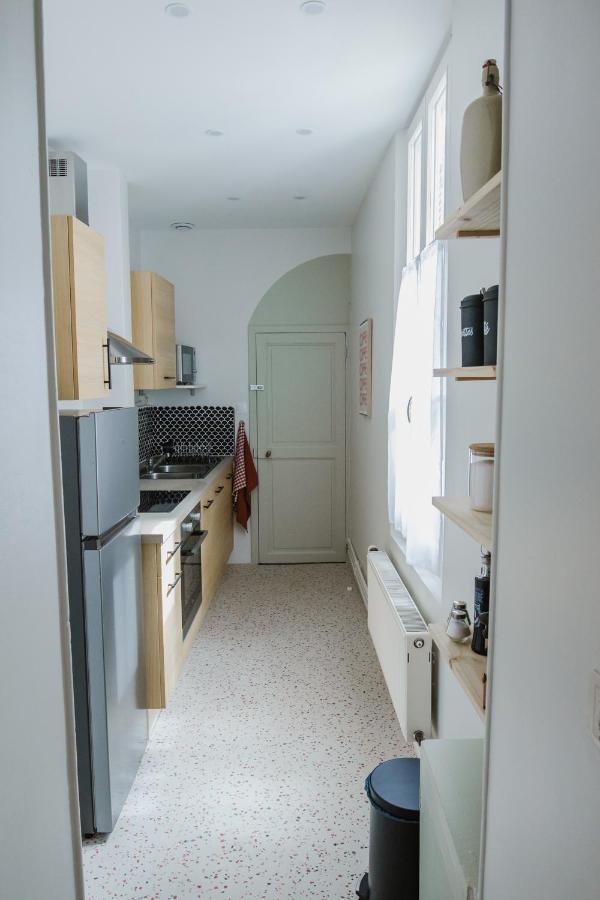 Passage De L'Horloge Apartment Оксер Екстериор снимка