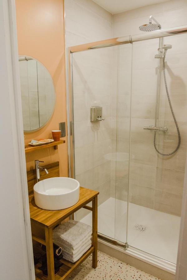 Passage De L'Horloge Apartment Оксер Екстериор снимка
